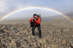 Christian Clauwers een fotograferende ontdekkingsreiziger onder de regenboog