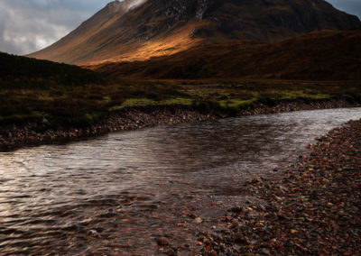 Fotoreis Glencoe Schotland stromend beekje en bergen | Nature Talks Fotoreizen